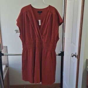 Banana Republic Rust-Red V-Neck Short Sleeve Tunic